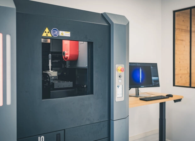 Tomographe dans notre laboratoire de mesure